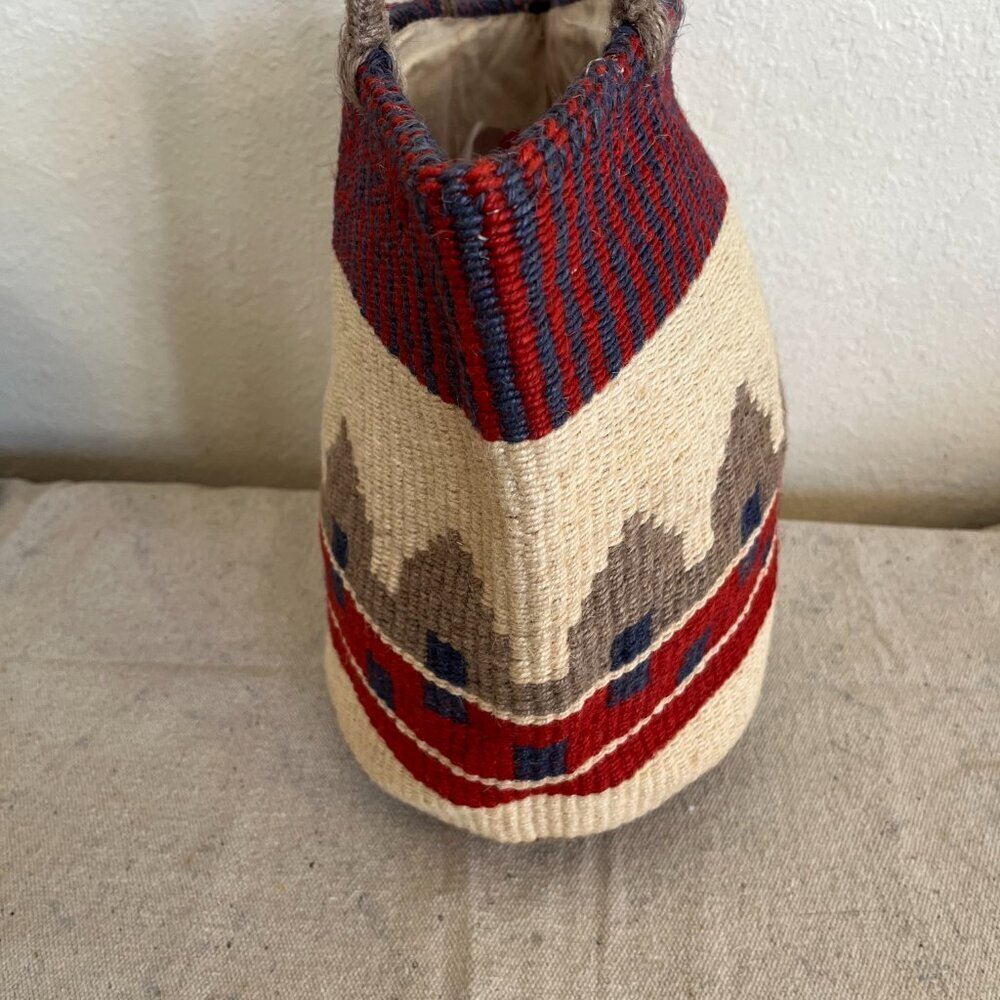 Natural Fiber Woven Lined Doubled Handle Flee Market/Shopping Basket/Tote - Picture 5 of 11